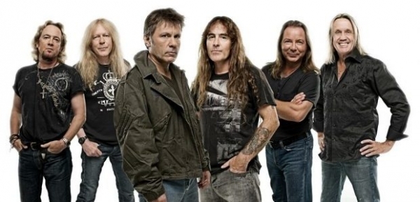 Нико Макбрэйн в Iron Maiden